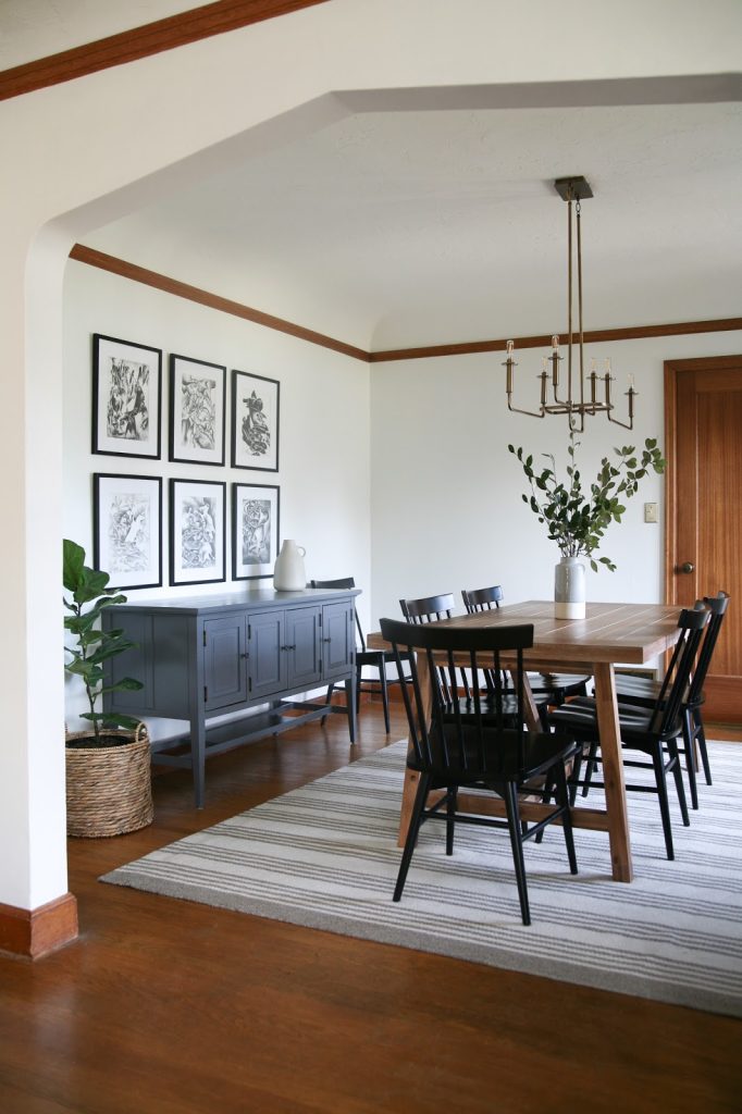 Dining Room in Modern Interior Style