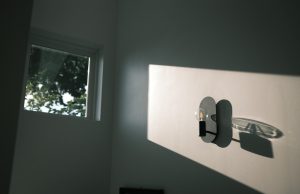 Photo Bathroom glass wall light