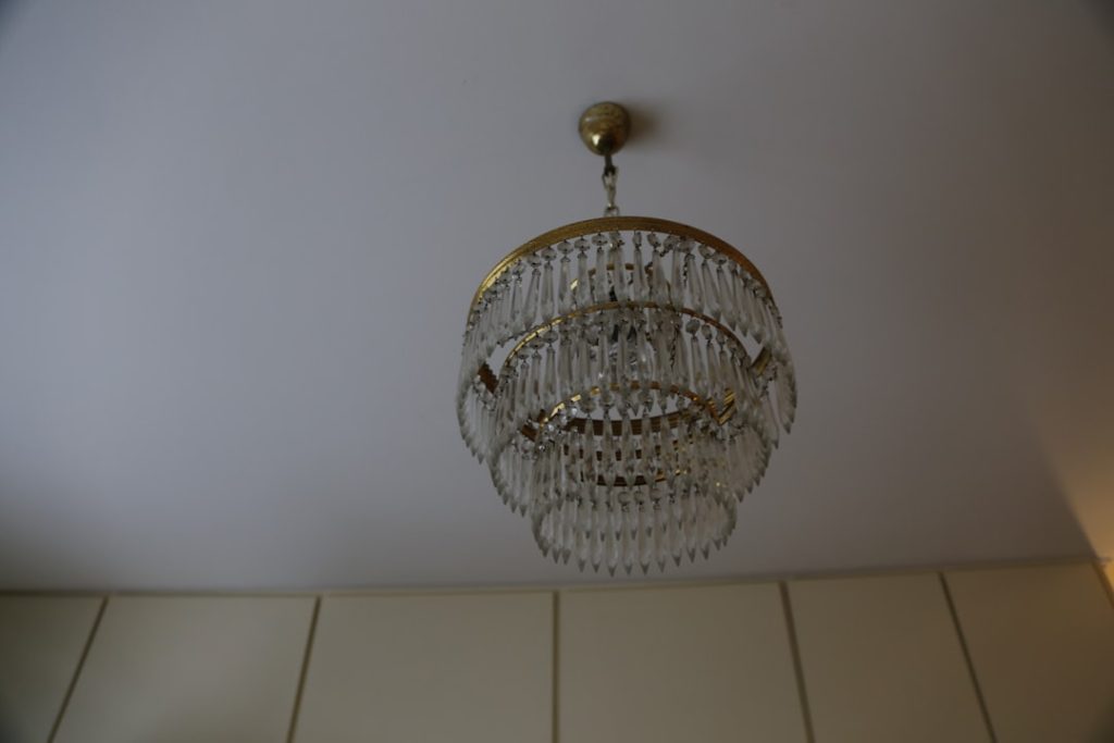 Photo Victorian style bathroom wall lamp
