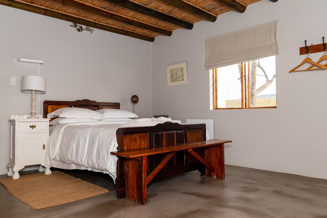 Photo Bedroom Table Lamp