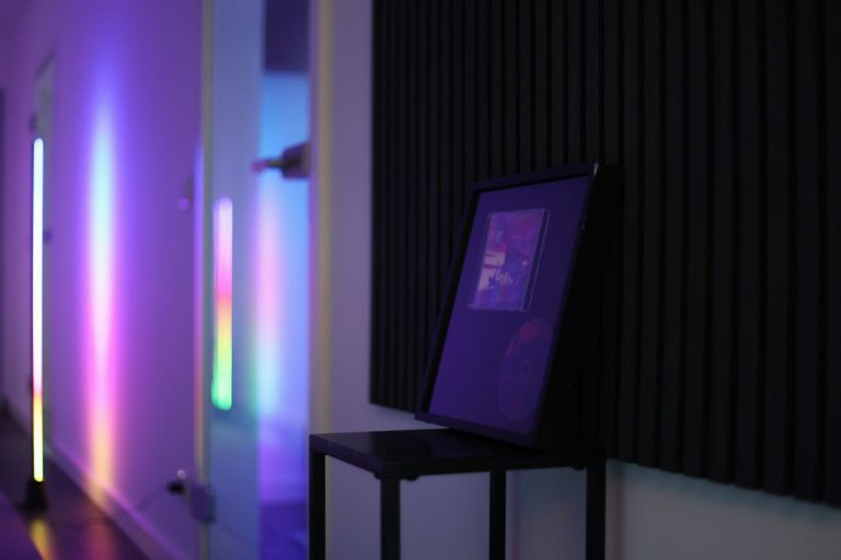 Photo smart app controlled handblown glass floor lamp